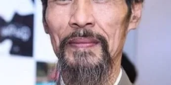 Chu Hung : sa biographie, filmographie, et quelques photos