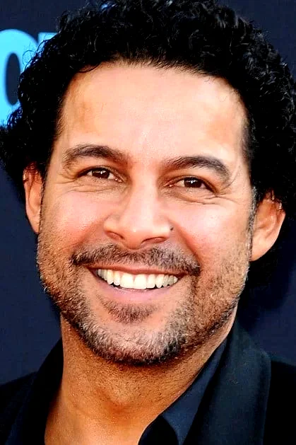 Jon Huertas