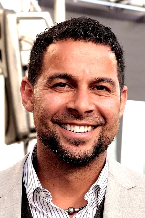 Jon Huertas