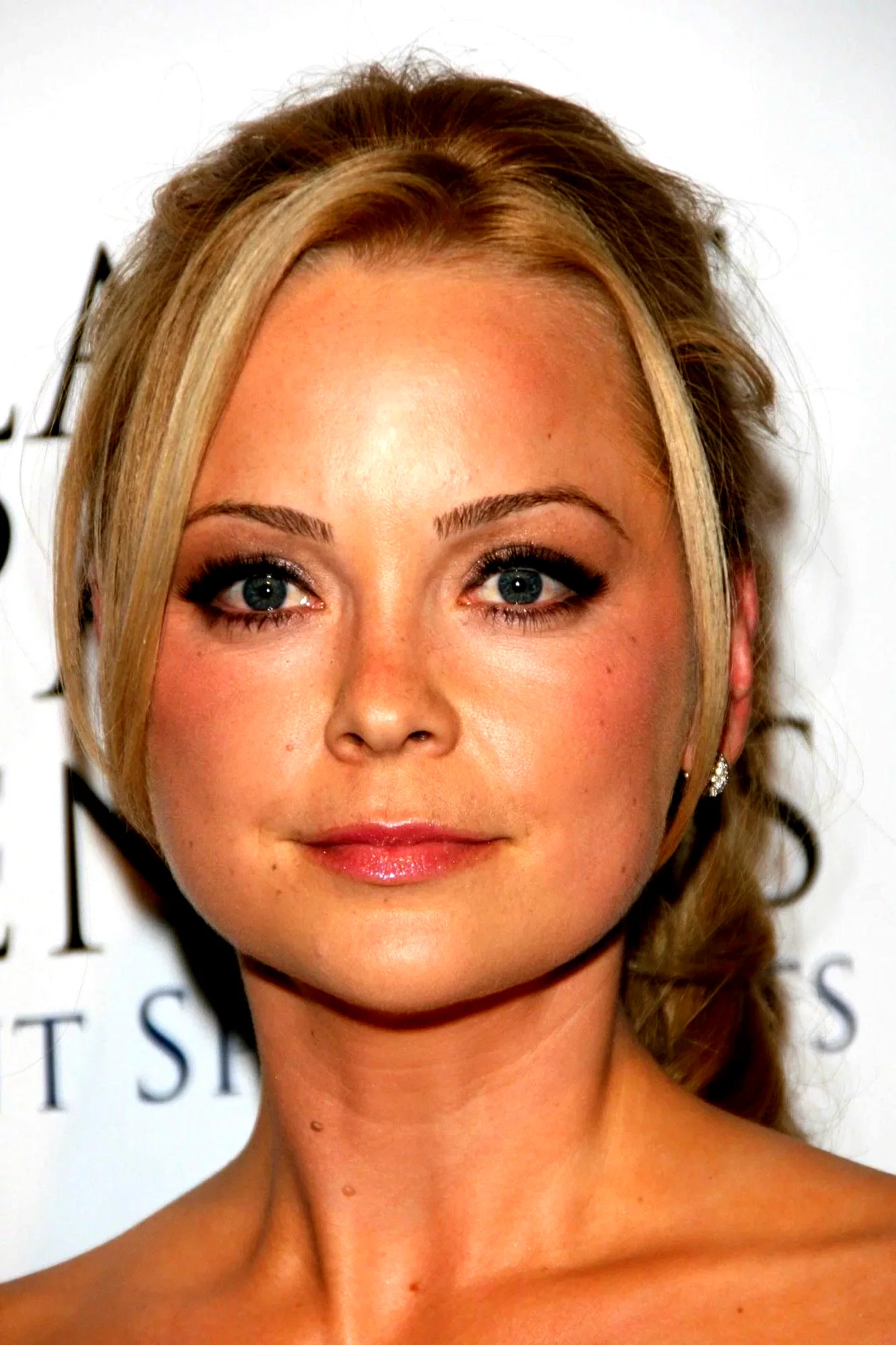  Marisa Coughlan