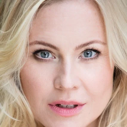 Kristin Booth