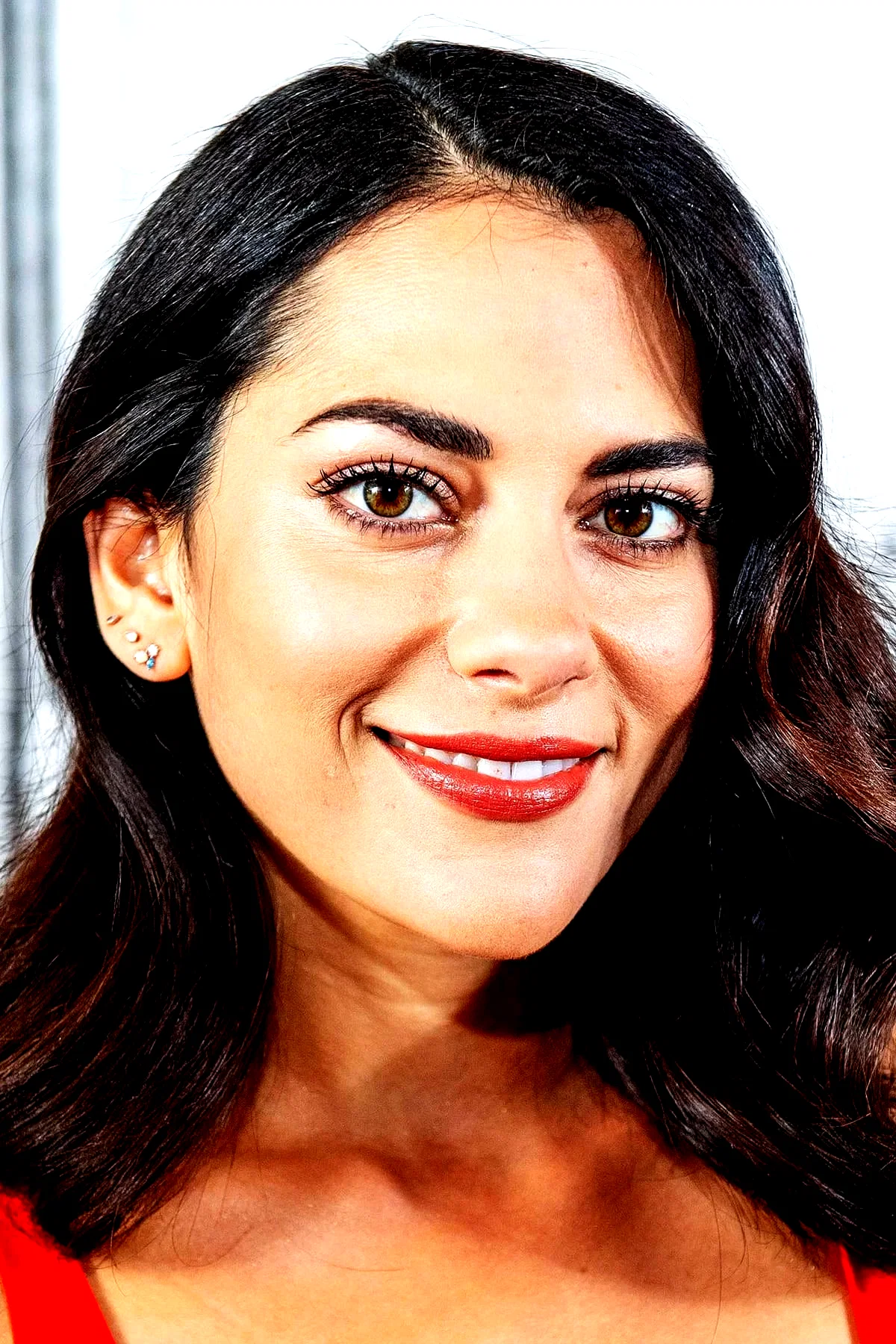 Inbar Lavi