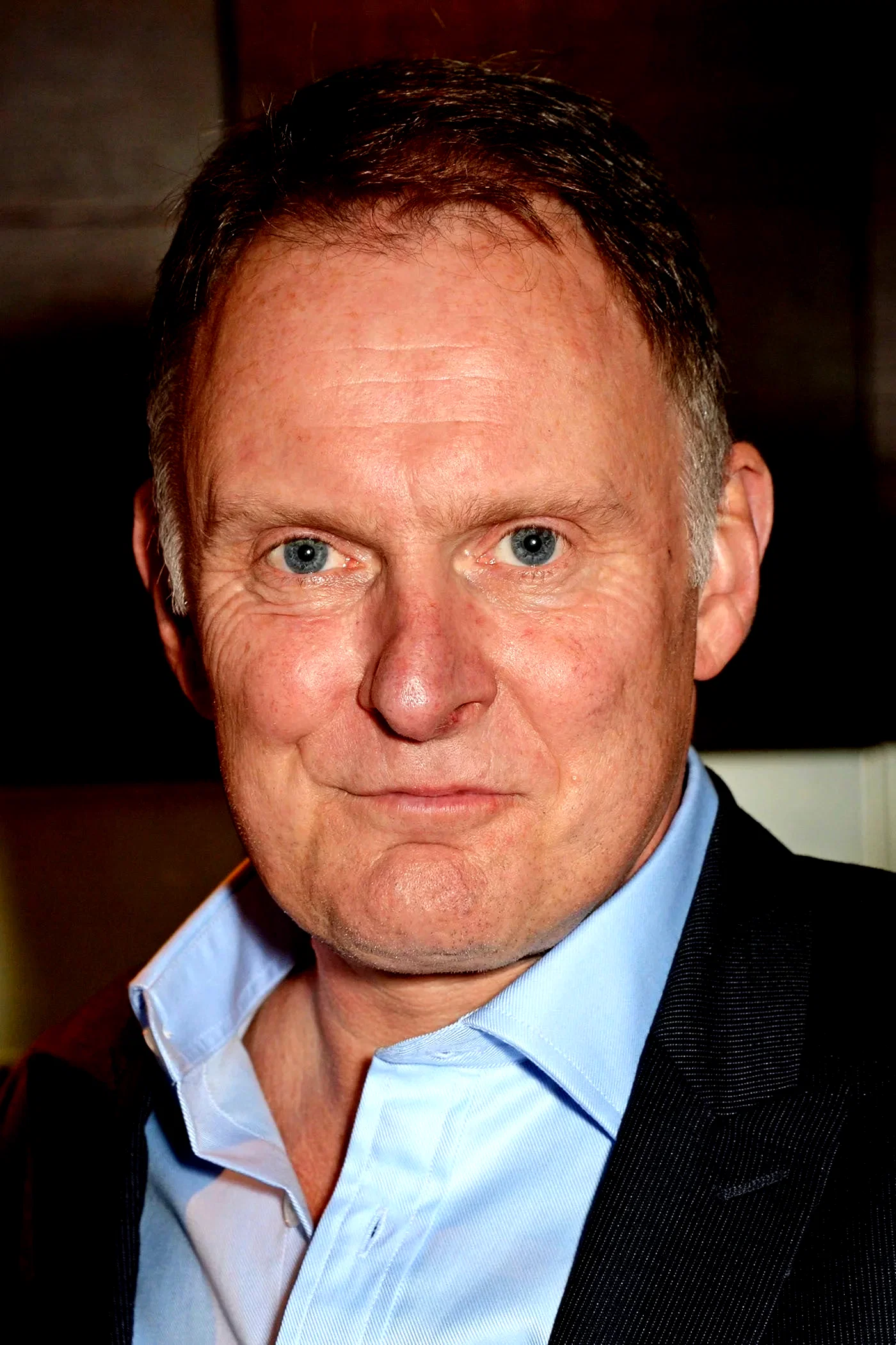 Robert Glenister