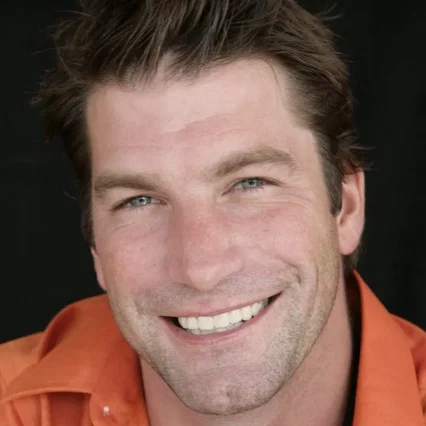  Charlie O'connell