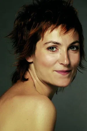 Yelda Reynaud photo