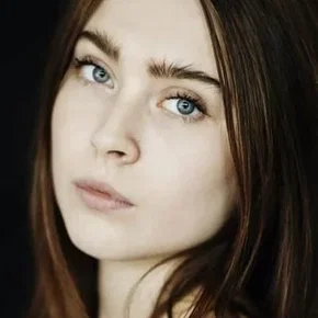 Photo star :  Clara Christiansson Drake