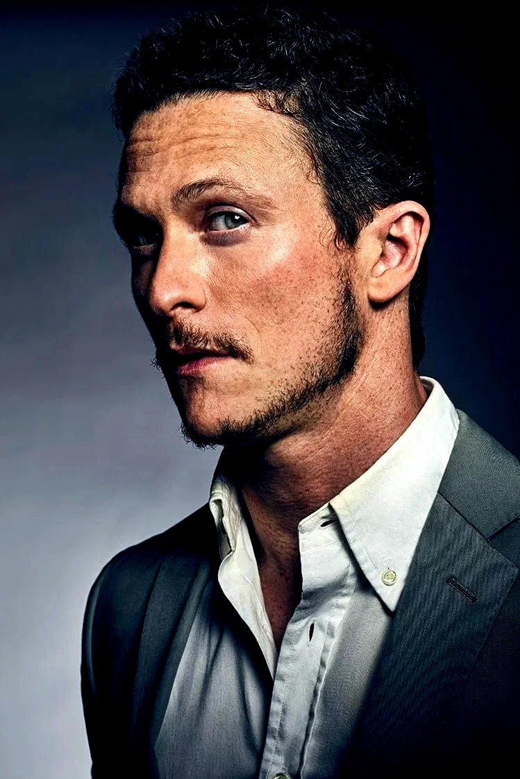 Jonathan Tucker
