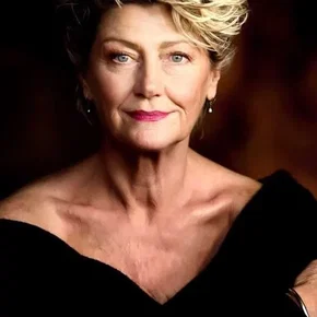 Photo star : Tina Bursill
