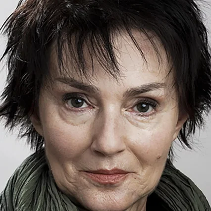  Emilia Dobrin