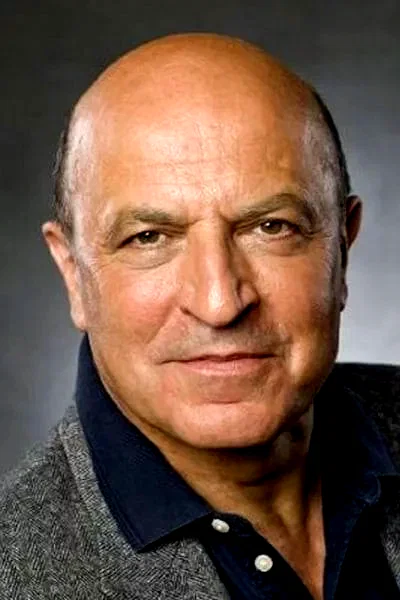  Thom Christopher