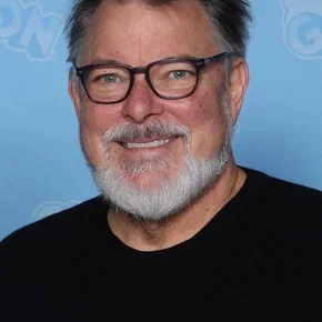 Photo star : Jonathan Frakes