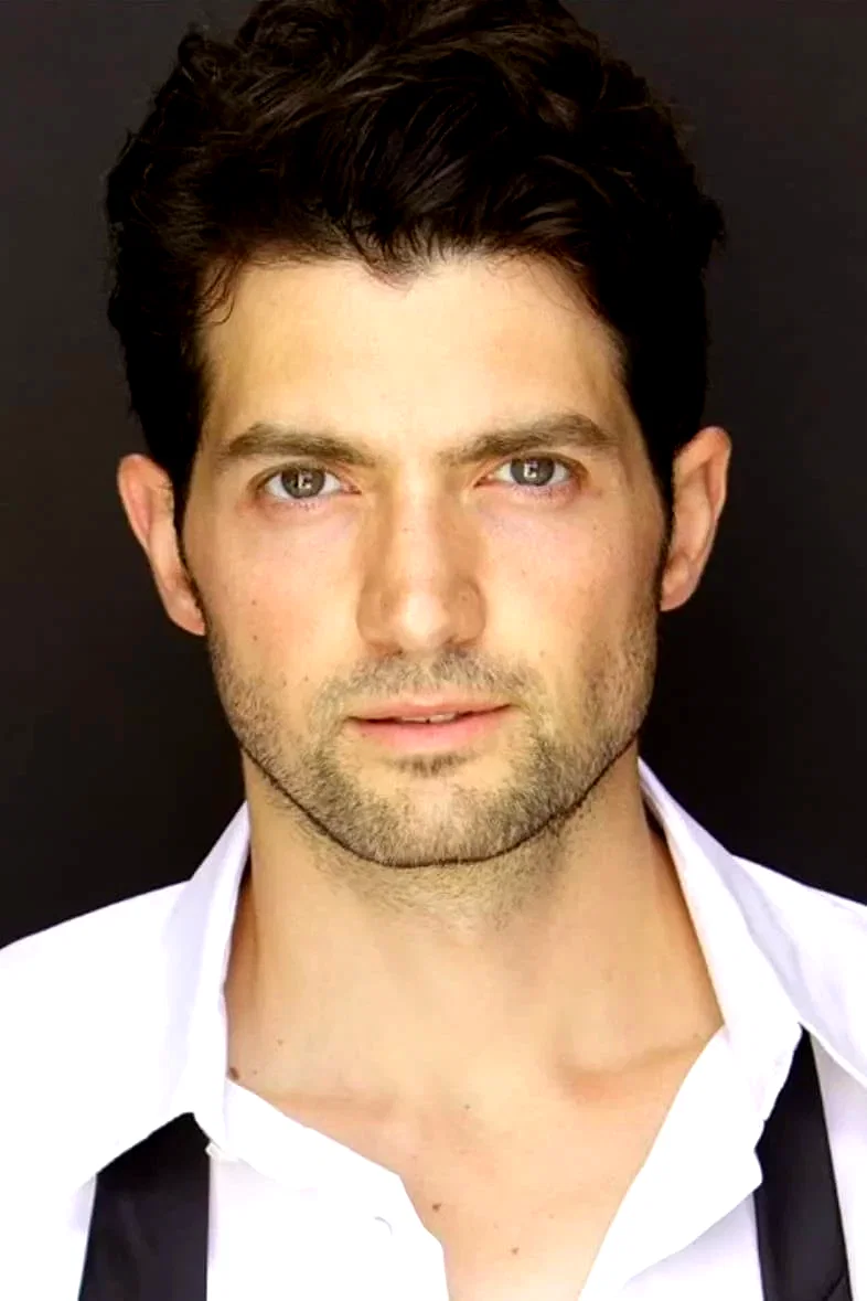 David Alpay