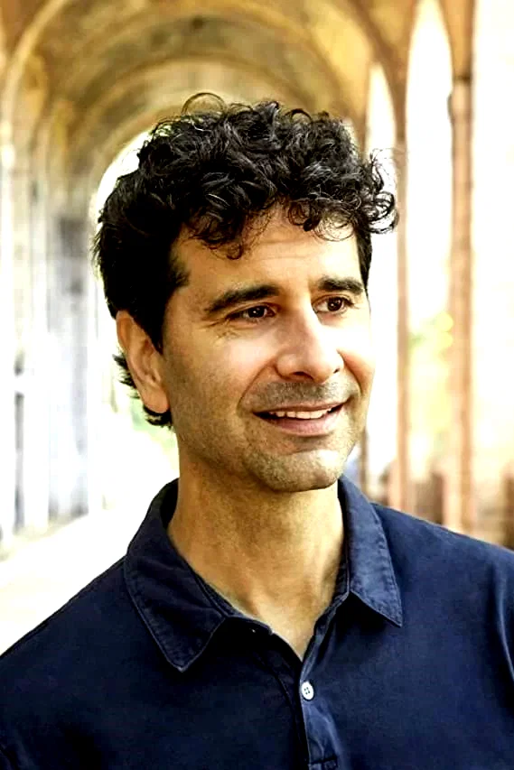 John Cariani