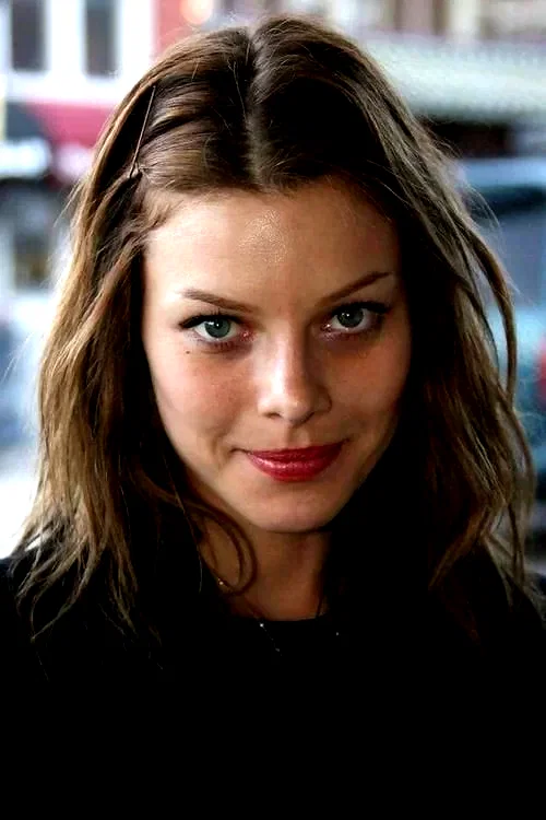 Lauren German