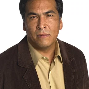 Photo star : Eric Schweig