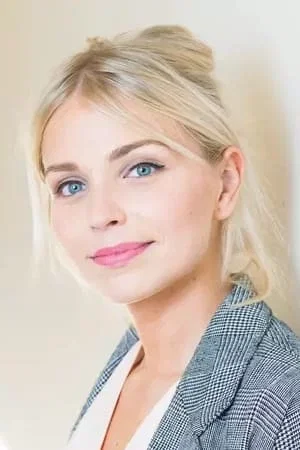  Julie Van den Steen photo