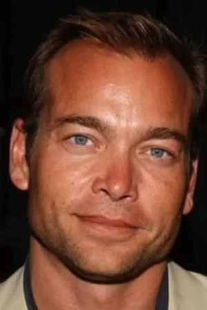 Jonathan Breck photo