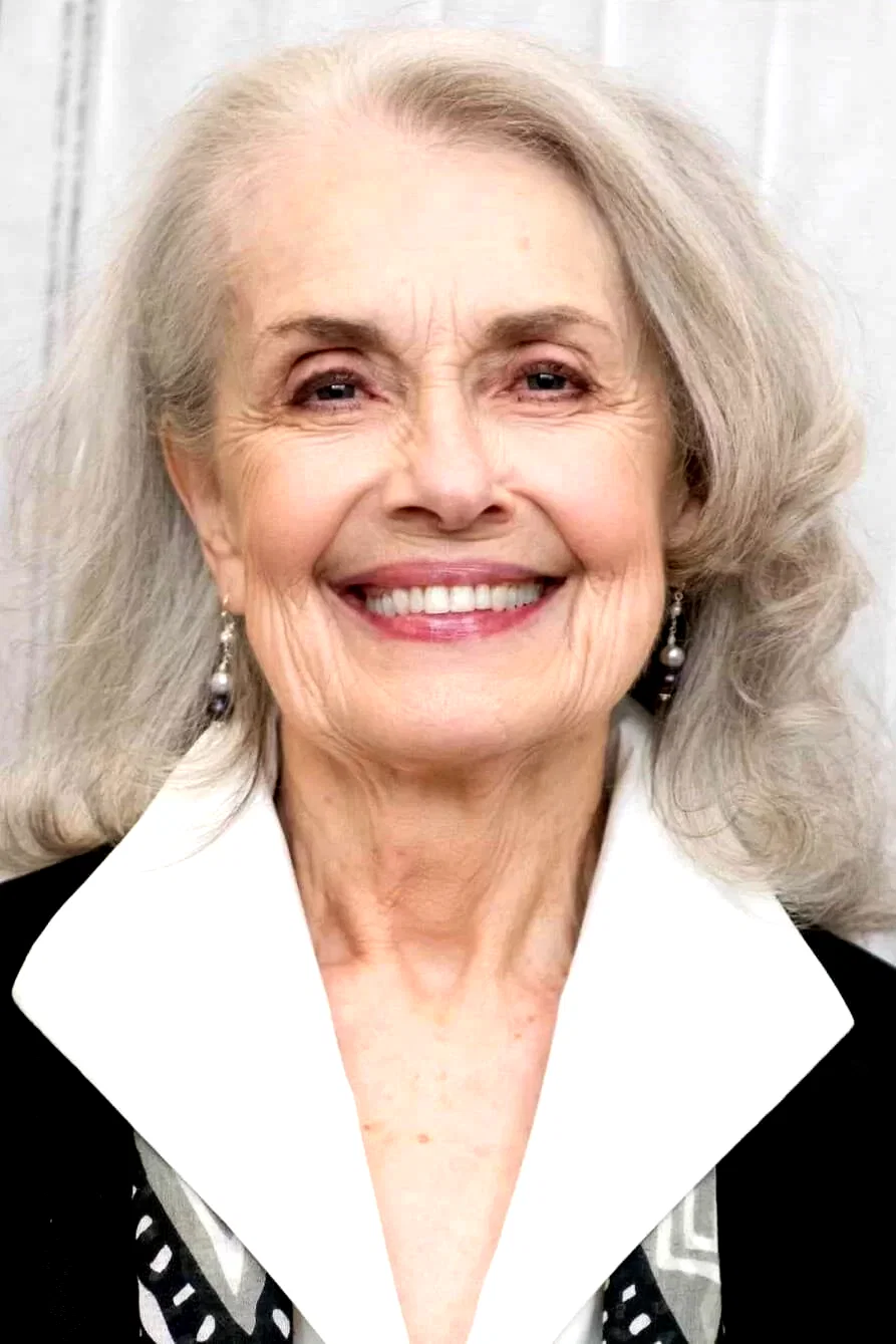 Mary Beth Peil