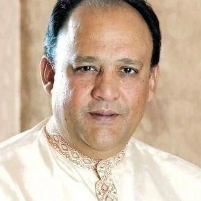 Photo star :  Alok Nath