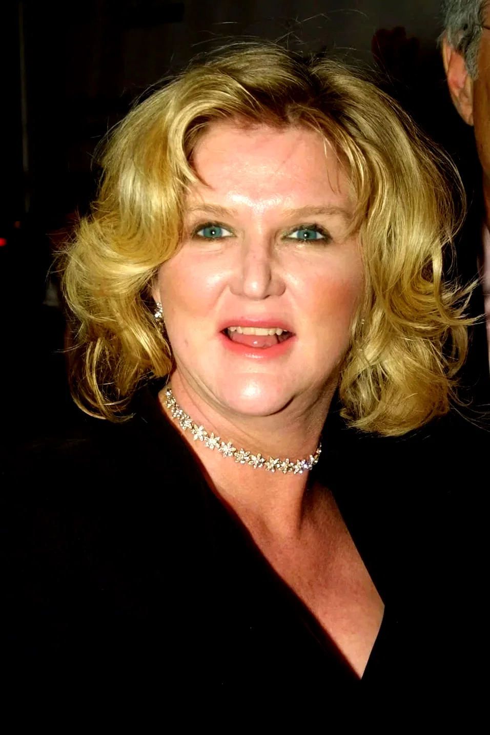 Dennie Gordon