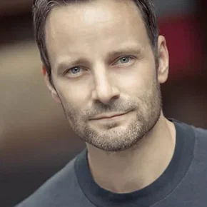 Photo star : Ryan Robbins