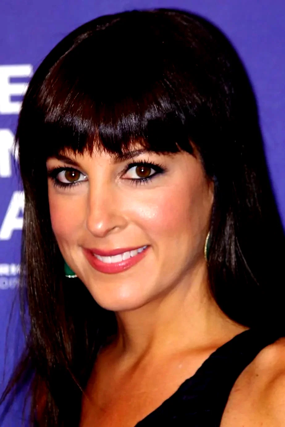 Lindsay  Sloane