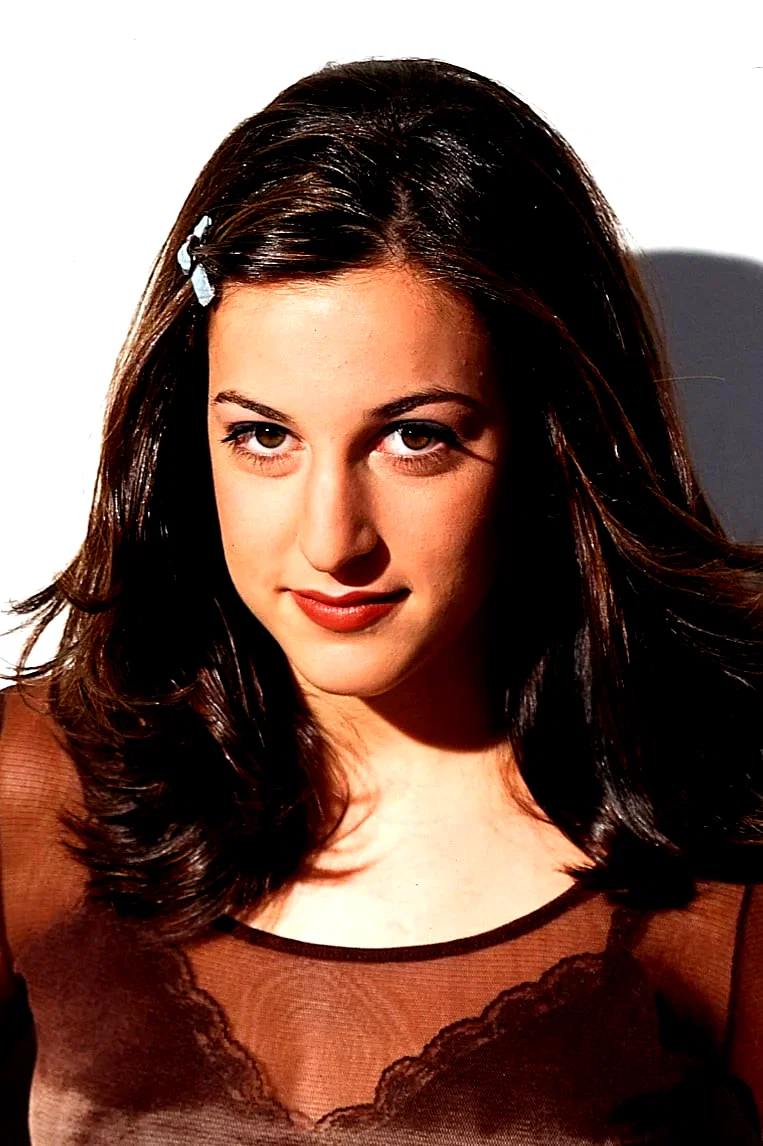 Lindsay  Sloane