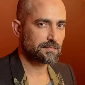 Photo star : Shlomi Elkabetz