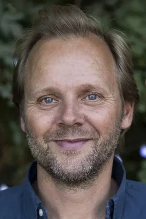  Tomas Villum Jensen photo