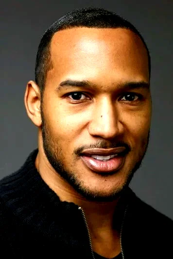 Henry Simmons