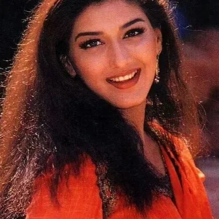  Sonali Bendre