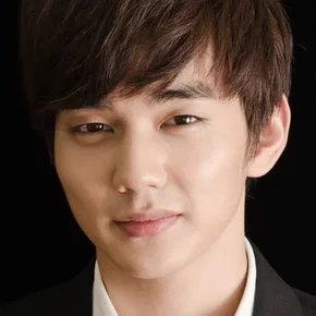 Photo star :  Yoo Seung Ho