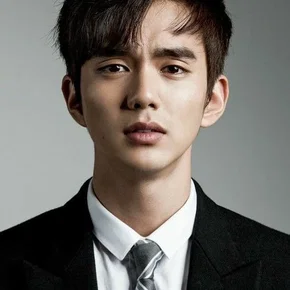 Photo star :  Yoo Seung Ho
