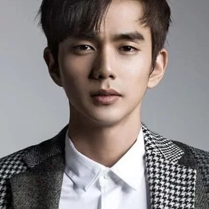  Yoo Seung Ho