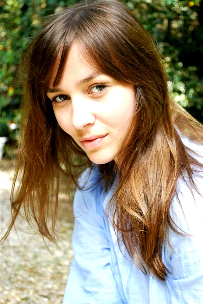 Louise-anne Hippeau