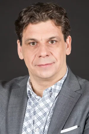  Péter Vida photo