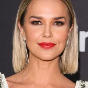 Photo star : Arielle Kebbel