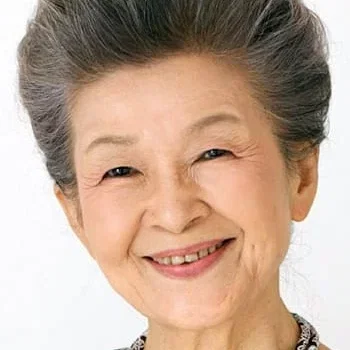  Reiko Kusamura