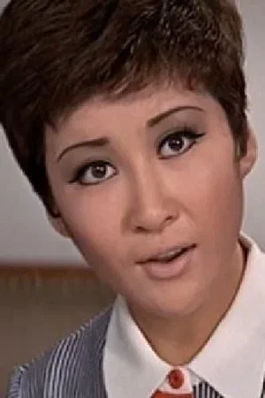 Betty Ting Pei photo