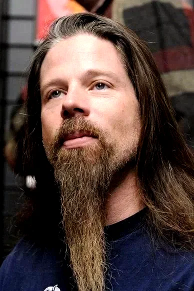  Chris Adler
