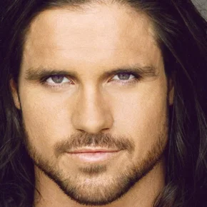 Photo star :  John Hennigan
