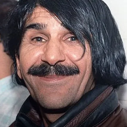  Hossein Panahi