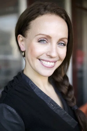 Julie R Olgaard