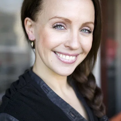 Julie R Olgaard