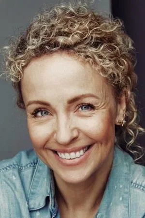 Julie R Olgaard