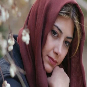 Photo star :  Ladan Tabatabaei