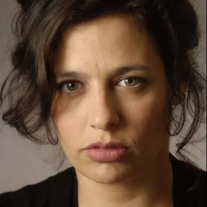  Shira Geffen