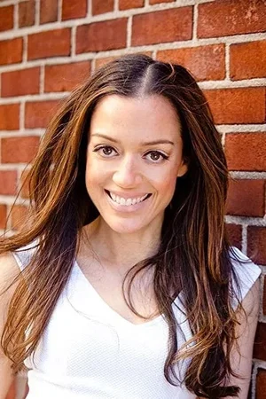 Shirley Roeca photo
