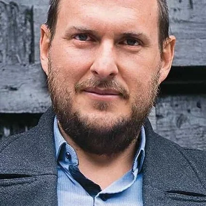 Andrés  Parra