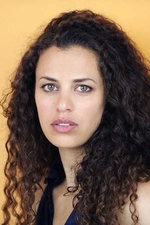Athena Karkanis photo